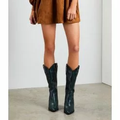 Brand new π Chelsea & Violet Fexx Leather Block Heel Western Boots Green Onyx π₯° 16 Brand new π Chelsea & Violet Fexx Leather Block Heel Western Boots Green Onyx π₯° -Chelsea Violet Sales unnamed file 347