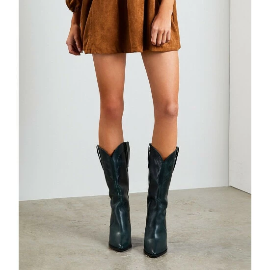 Brand new π Chelsea & Violet Fexx Leather Block Heel Western Boots Green Onyx π₯° 9 Brand new π Chelsea & Violet Fexx Leather Block Heel Western Boots Green Onyx π₯° - Image 7